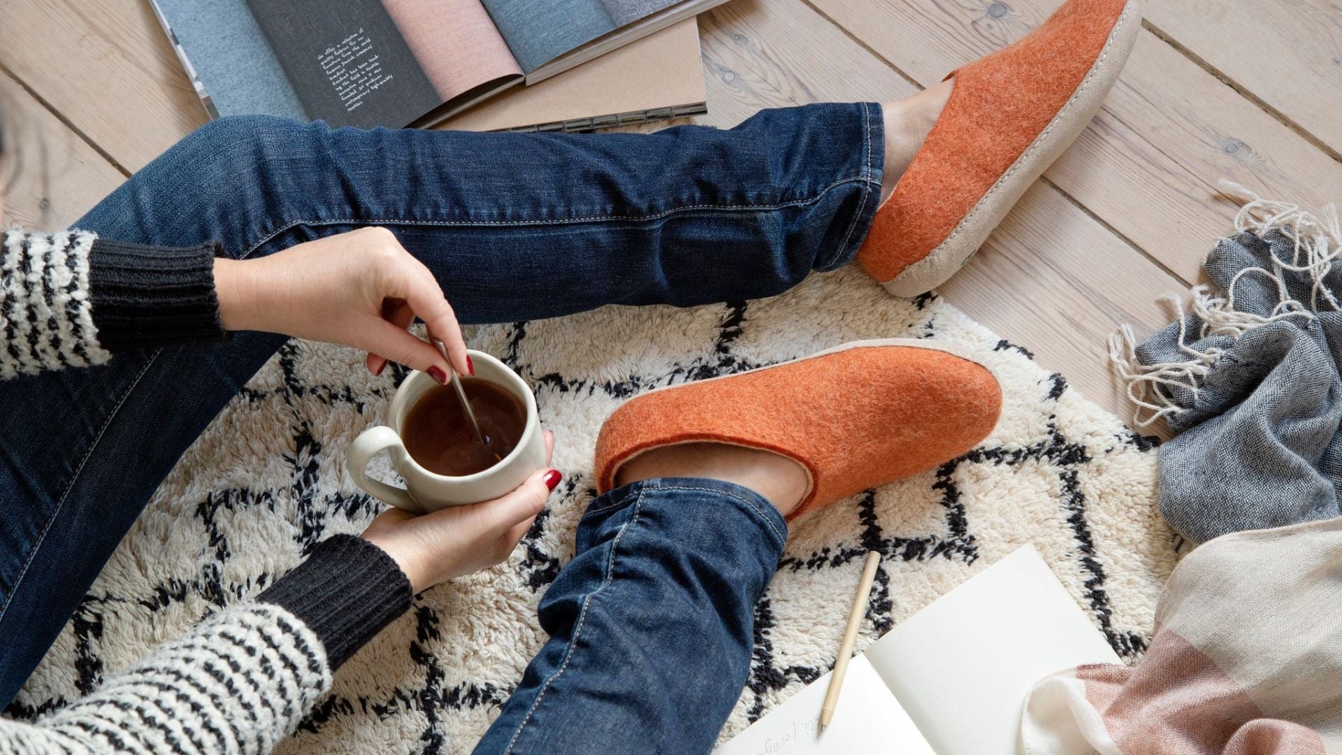 Ego copenhagen sutsko i uld fra ego hjemmesko i håndlavet i ægte uld shop online hos tøjhuset stenholt