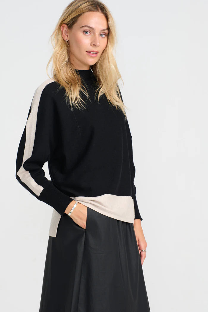 Costamani Rue Pullover - Black / Sand