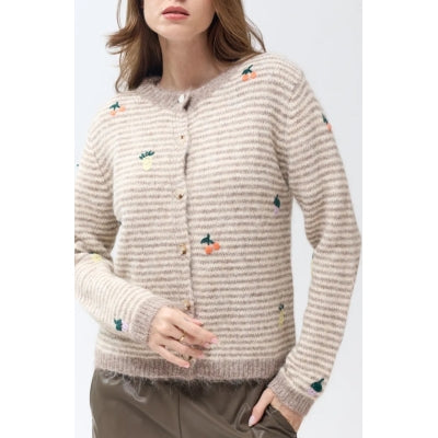 Qnuz Cardigan og broderi
