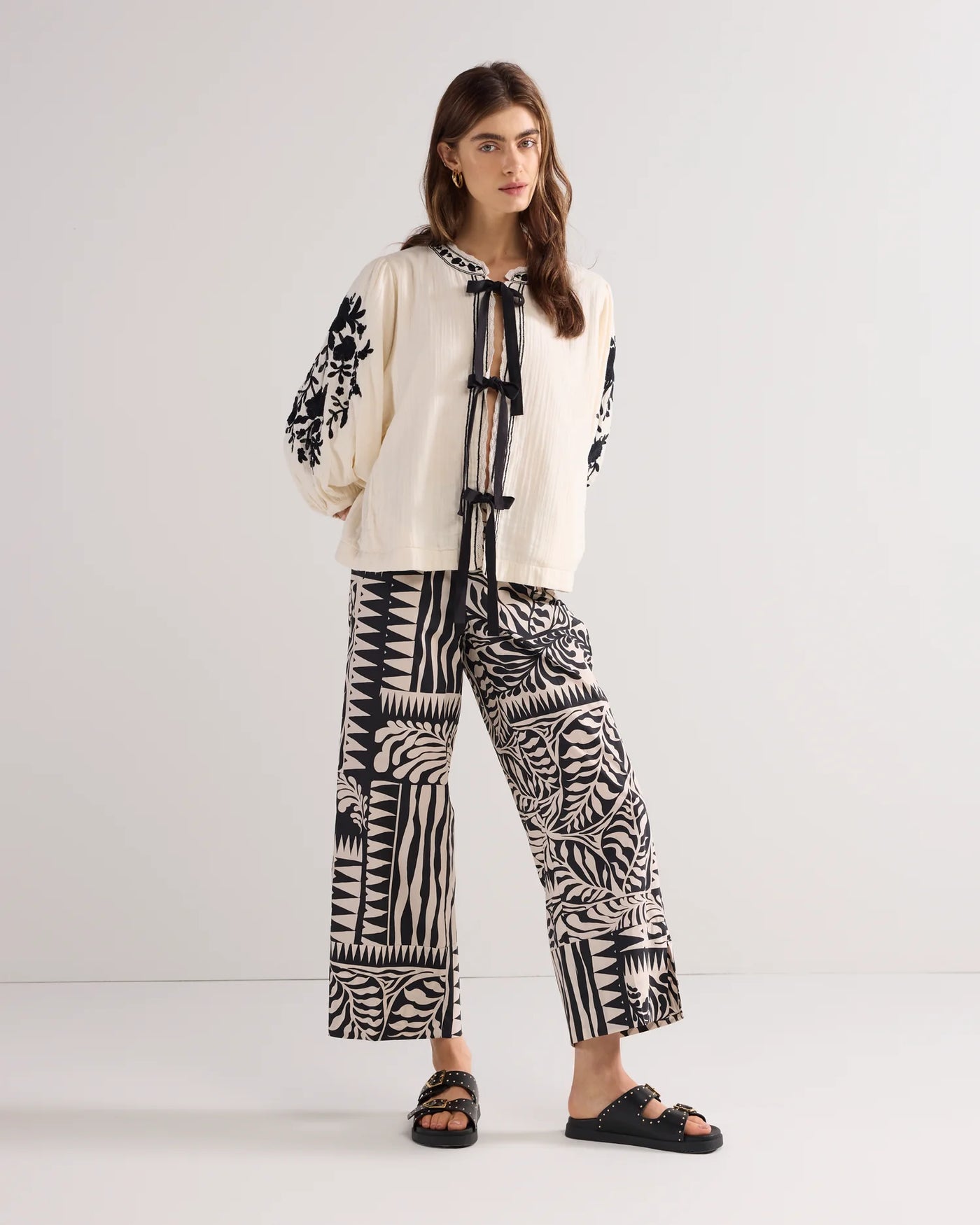 Summum 7/8th length two-tone trousers