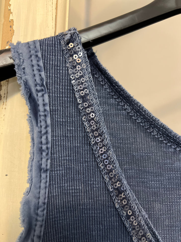 Cat &amp; Co Top Med Palietter