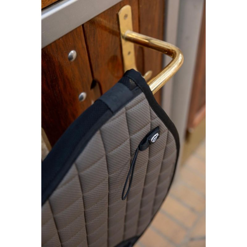 Catago Fir - Tech Underlag - Falcon, Underlag, sadelunderlag, springunderlag, dressurunderlag, catago underlag, rideudstyr, rideudstyr til hest og rytter, 