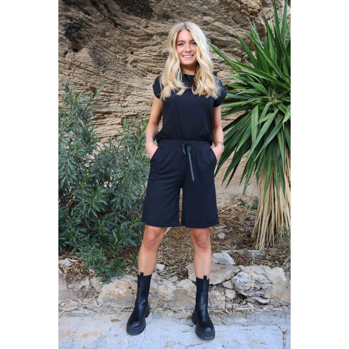 Liberte Alma Long Shorts - Sort