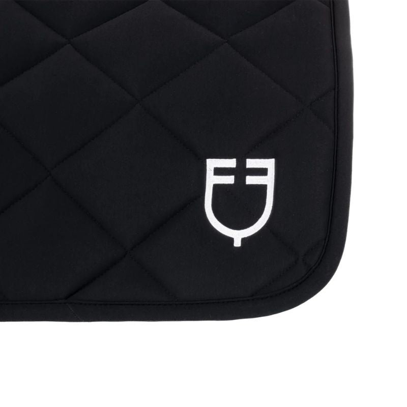Equestro Black Line Underlag - Sort, underlag, udstyr, rideudstyr, dressurunderlag, sadelunderlag, equestro underlag, 