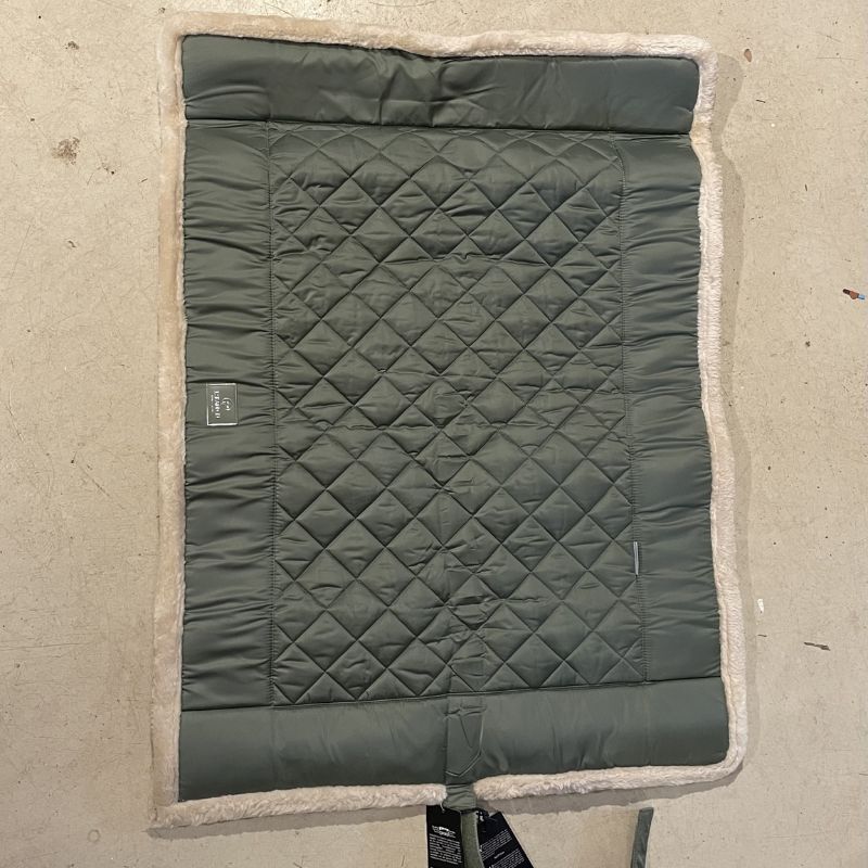 Eskadron Fauxfur- Hundeseng - Grøn