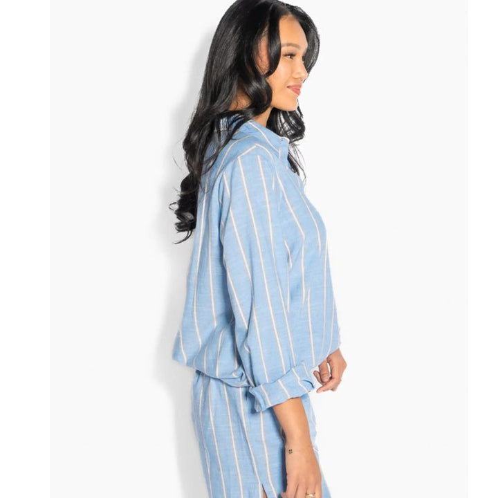 HÉST - Bella Shirt - Lyseblå