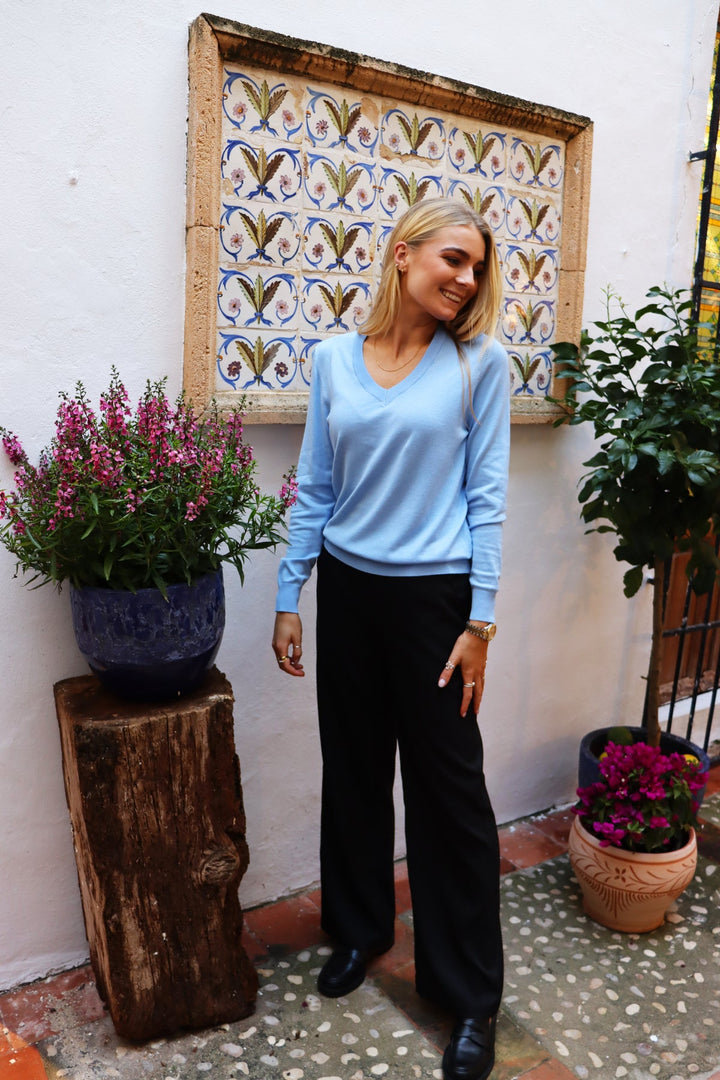 Liberte Vivi Vneck - Light Blue