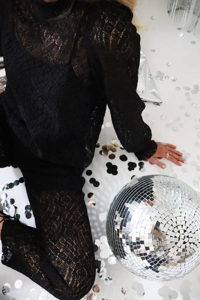 LACY PANTS - BLACK