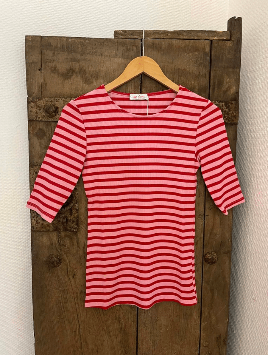 Not Sisters T-Shirt Everyday - Pink/red