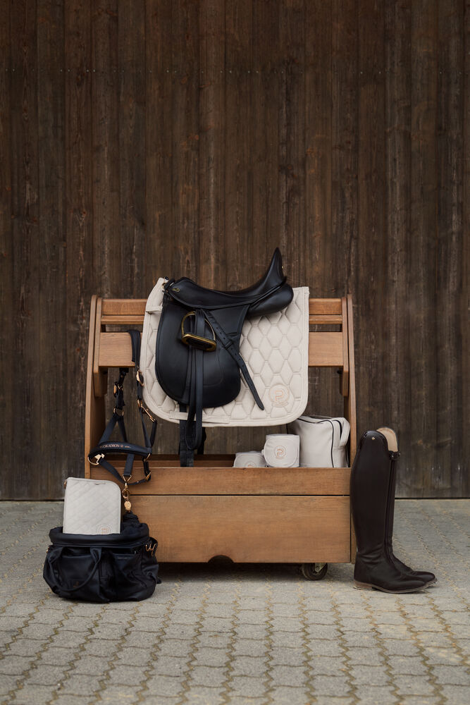 Eskadron platinium metallic faux leather, dressurunderlag, underlag, til hest og rytter, rideudstyr 