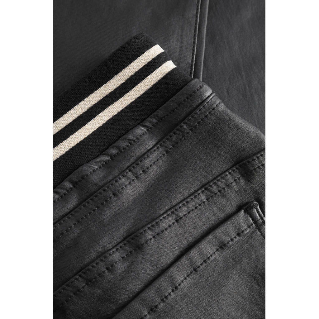 Qnuz Netty Coated jeans